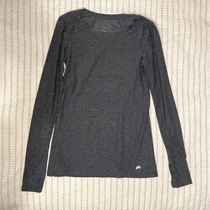 🍁Super Soft Athletic Long Sleeve Shirt Size XSmall GUC
